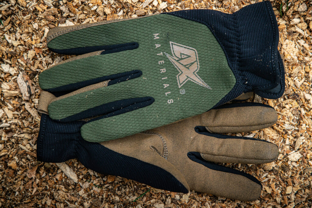 Versatile gloves ideal for gardening, construction, and other activities.